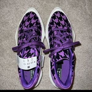 2019 Hypersleek Adidas Size 8 1/2